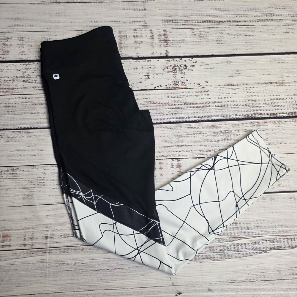 Fabletics High-Rise Mesh Powehold Crop Legging Abstract Print Black White Medium